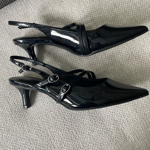 Wild Fable Black Patent Leather Slingback Kitten Heels - Picture 3 of 8